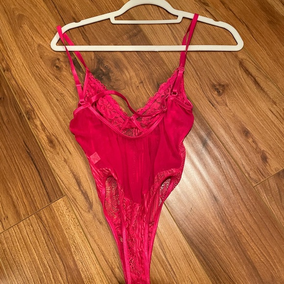 body suit - Picture 2 of 2